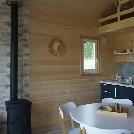 Miedzy Lasem A Woda Casa de Férias